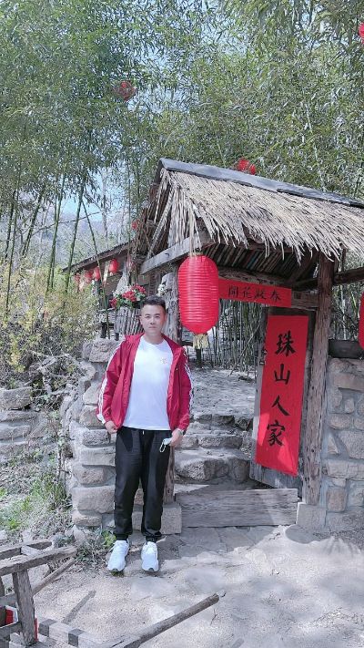 开孔尺寸直径200