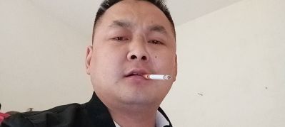 专业乳胶漆，刮大白，专攻内墙