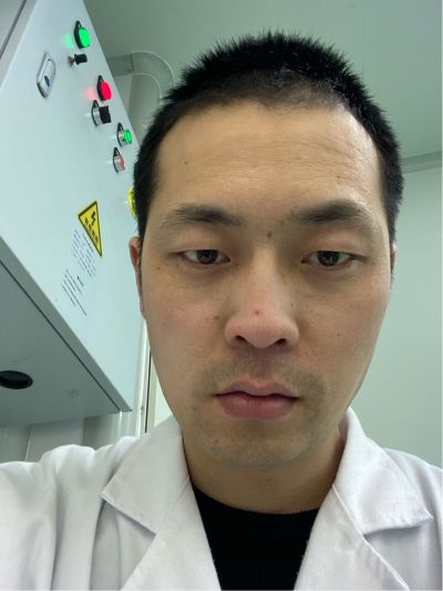 砸墙