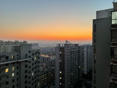 全屋地砖80*80，厨房、厕所面砖40*80