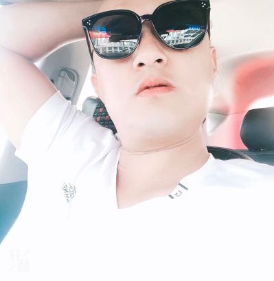 玻璃和钢结构无