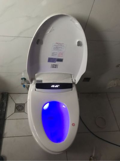 卫浴水电