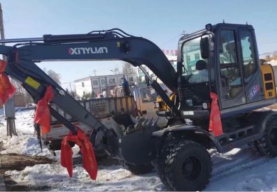 轮式挖机轮式挖机