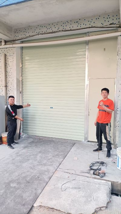 安装维修。电动卷闸门。厂房伸缩门。