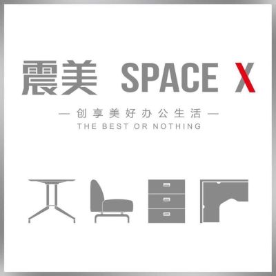 需要安装4套家具，并且协助送货师傅搬运到3楼，无电梯