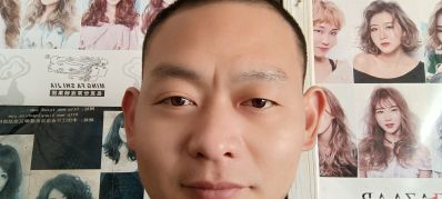保洁砸墙清理垃圾