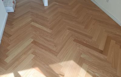 专业木地板安装，自流平施工