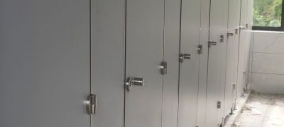 承接卫生间隔断批发，安装，五金配件，