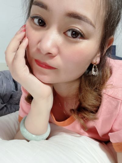 把床拆开，重新安装好，摆放好。