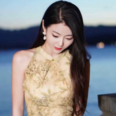 4组办公桌，1组文件柜安装