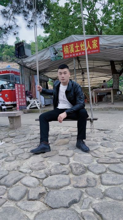 全屋定制安装装修吊顶