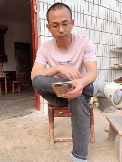 室内面积112平方米，墙砖只有一个厨房400乘800两个卫生间600乘1200，地砖全屋600乘1200通铺。需要使用品牌美缝剂，如徳高或雨虹