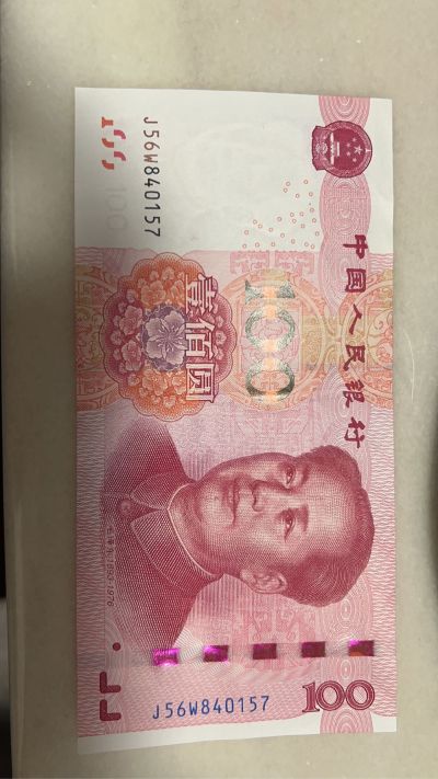 破碎混凝土，搬运材料