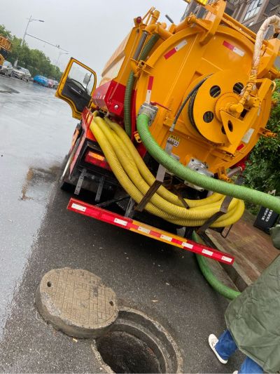 疏通清理粪池家政服务家政服务化粪池清理