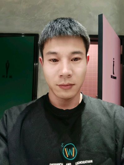 安装指纹锁鸿飞门业卫浴马桶花洒安装，维修