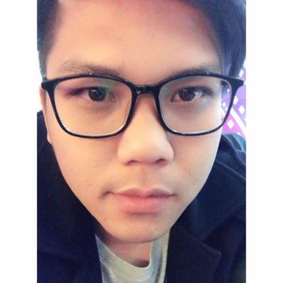 就刷几面墙 刷白漆 一个大单间20几平大的 有一面我自己刷好了
