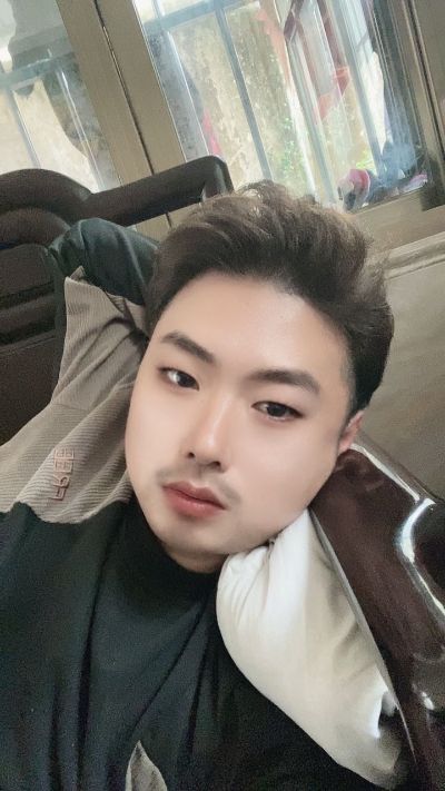 试睡员无