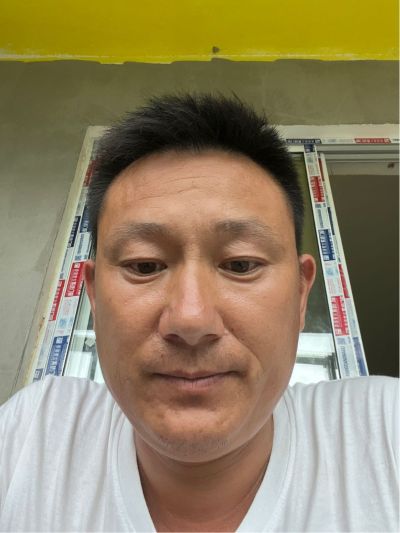 需要油漆工一名，大概四天左右的活