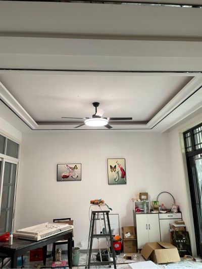灯具卫浴衣架灯具安装