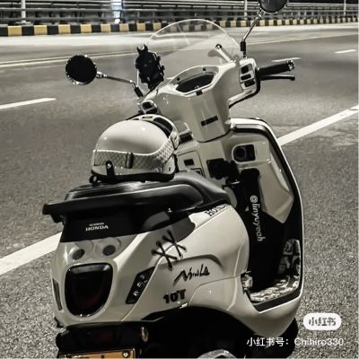 客厅阳台通铺卫生间墙砖