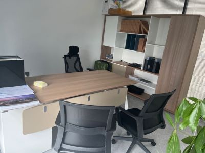 办公家具拆成板板，要运走