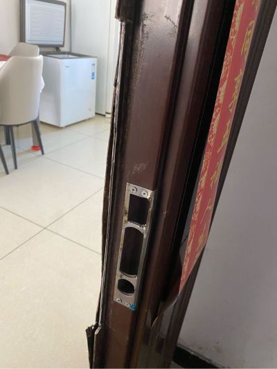 安装指纹锁开锁换锁修锁维修车库门安装车库门