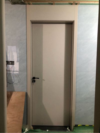 房门安装