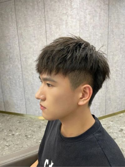 铺木地板