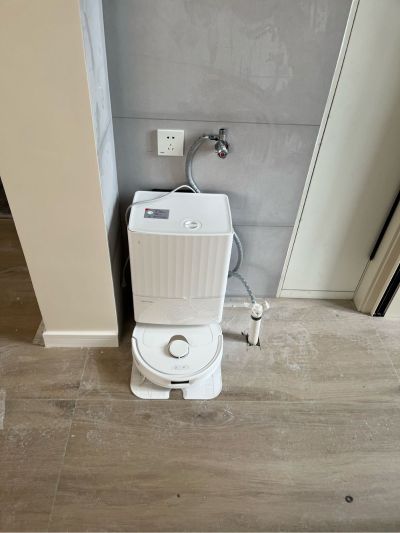 净水类扫地机
