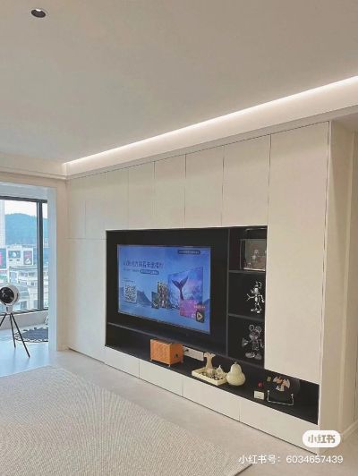 全新中山装修/装修施工/免费上门量房/二手房翻新房屋改造
毛坯新房装修、二手房翻新、办公室商铺店铺旧房装修改造、房屋装修、老房改造、出租房装修、精装房改造、装修施工队半包全包室内简装整装全屋装修设计施工

承接家装，工装等多项服务。上门量房做设计方案和报价

毛坯房装修、旧房翻新、店面装修、别墅装修、复式楼，复式公寓装修、办公室装修等等都可以接 半包全包可选择，价格实惠 同步 壹34 2壹44 86零零
  

服务流程：
上门实地看房屋情况然后测量装修面积，再根据实际情况，进行布局 规划，预估一个大概的装