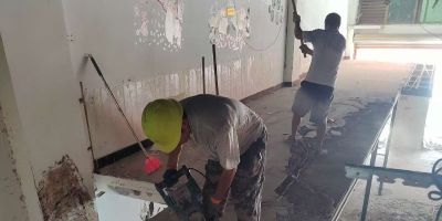 专业拆房子清运建筑垃圾13288402458