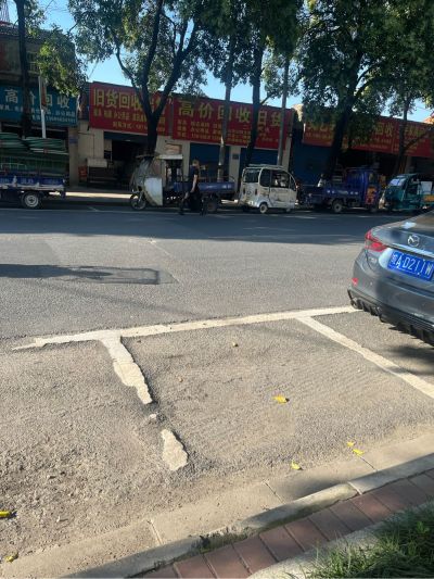 安装灯具
