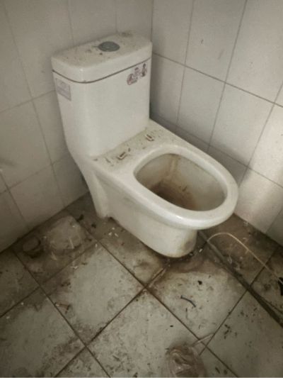 马桶安装