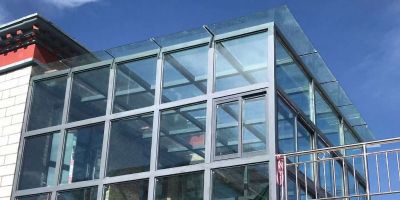 创鑫装饰承接阳光房设计安装，彩钢房，拱形厂房，钢结构厂房。水电暖安装