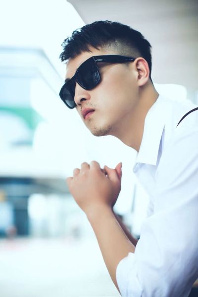 维修家用灯具安装家用灯具清洗家用灯具配送家用灯具