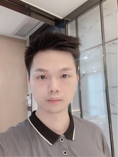 安装2盏过道灯，2盏床头吊灯，1床头壁灯，1盏餐厅风扇灯。