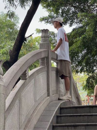 卫浴马桶镜柜隔离