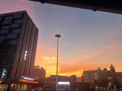 求:C1以上驾照、吃苦耐劳、无犯罪记录、酒驾记录，
职责： 仓库进货、仓库出货