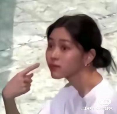 需要师傅自带电钻，我已经安装过一个了，可以提供帮助，这个不难装，就是我拧螺丝拧不动