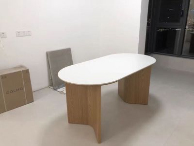 餐桌