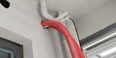 装修水电工专业水电安装打空调眼