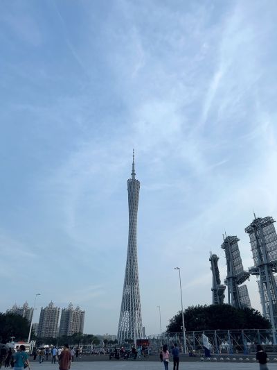 尺寸1.71*0.32m 只装6个字 商场里面 有梯子 人带工具去就行了