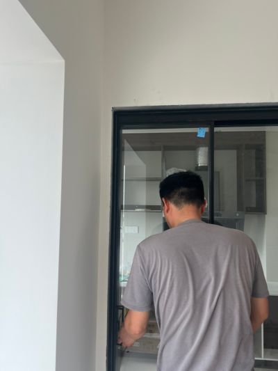 无门窗安装维修