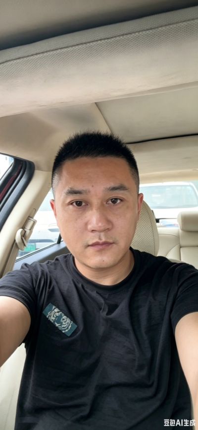 无刮大白油漆工内外墙涂料真石漆水包砂